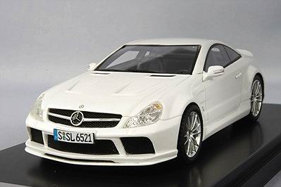 Модель 1:43 Mercedes-Benz SL 65 AMG V12 Biturbo «Black Series» - white